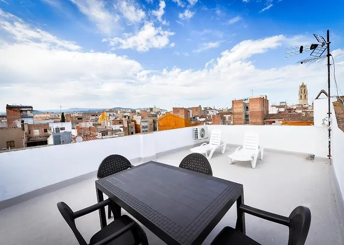 Hotel cerca del colegio: Design Club Reus
